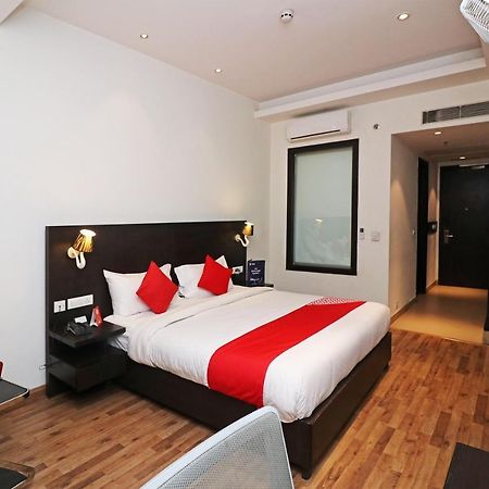 Capital O 19296 Joy Inn & Suites Bhiwadi Exteriör bild