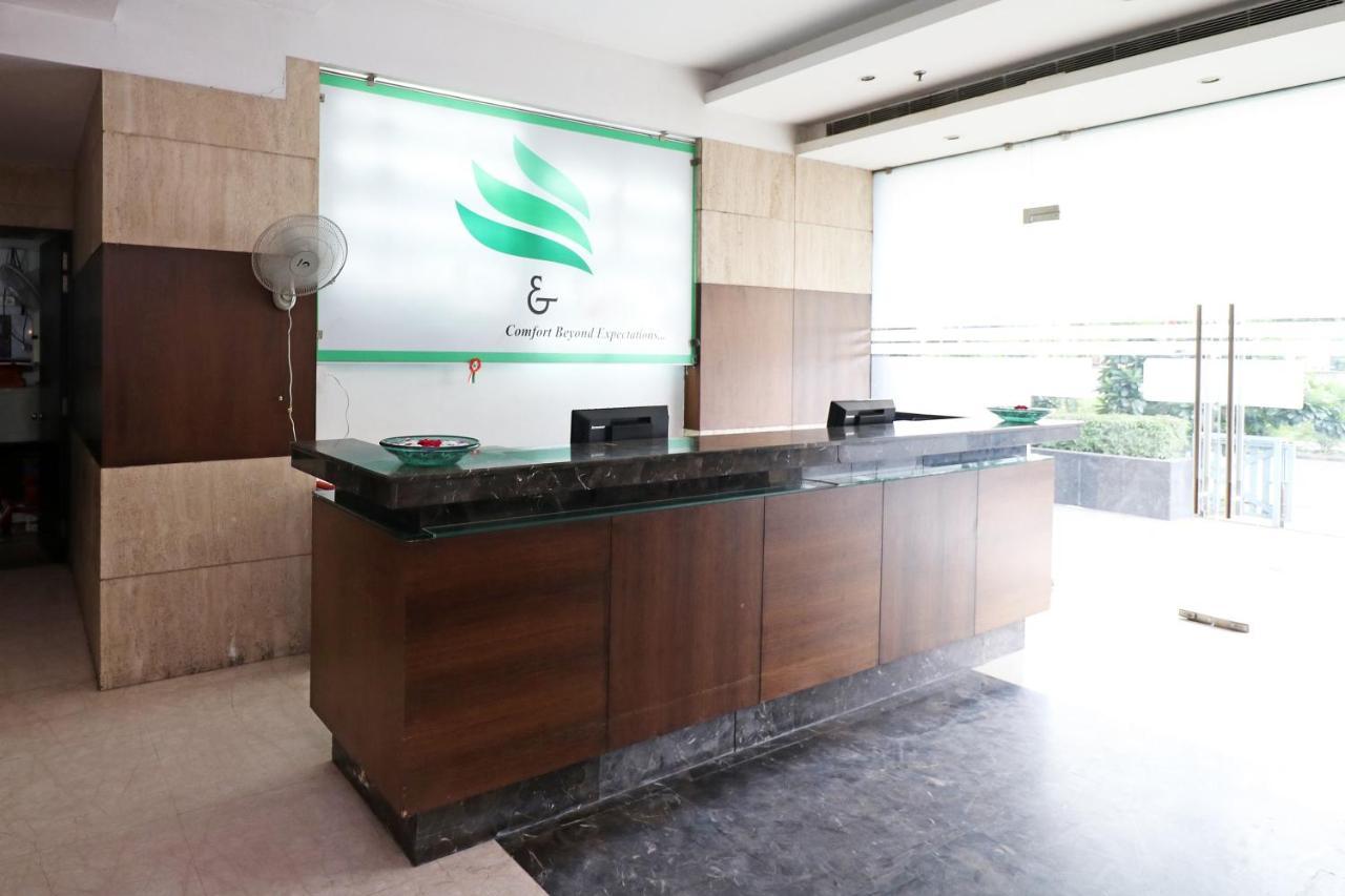 Capital O 19296 Joy Inn & Suites Bhiwadi Exteriör bild